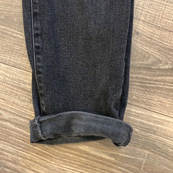 Baggy Mom Jean with Double Ripped Knees - Picture 6 of 10